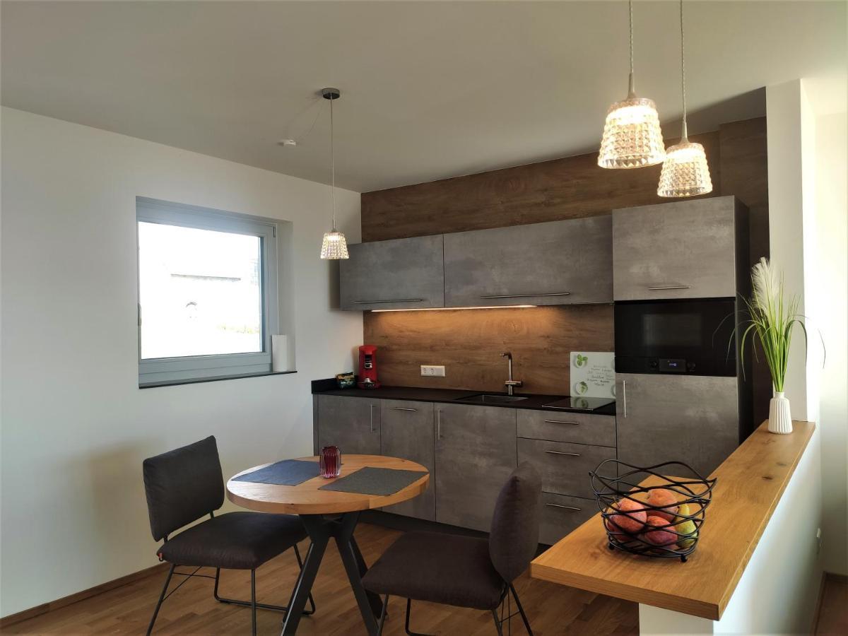 Hecklers Seepanorama Appartements Uberlingen Eksteriør bilde